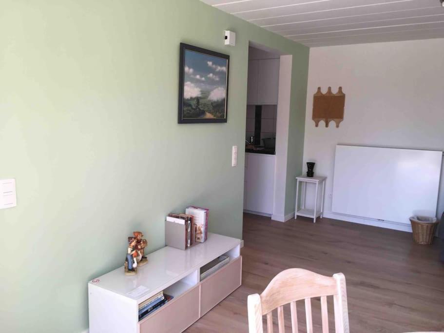 'Het T-Huisje' Volledig Ingerichte Studio Löwen Exterior foto